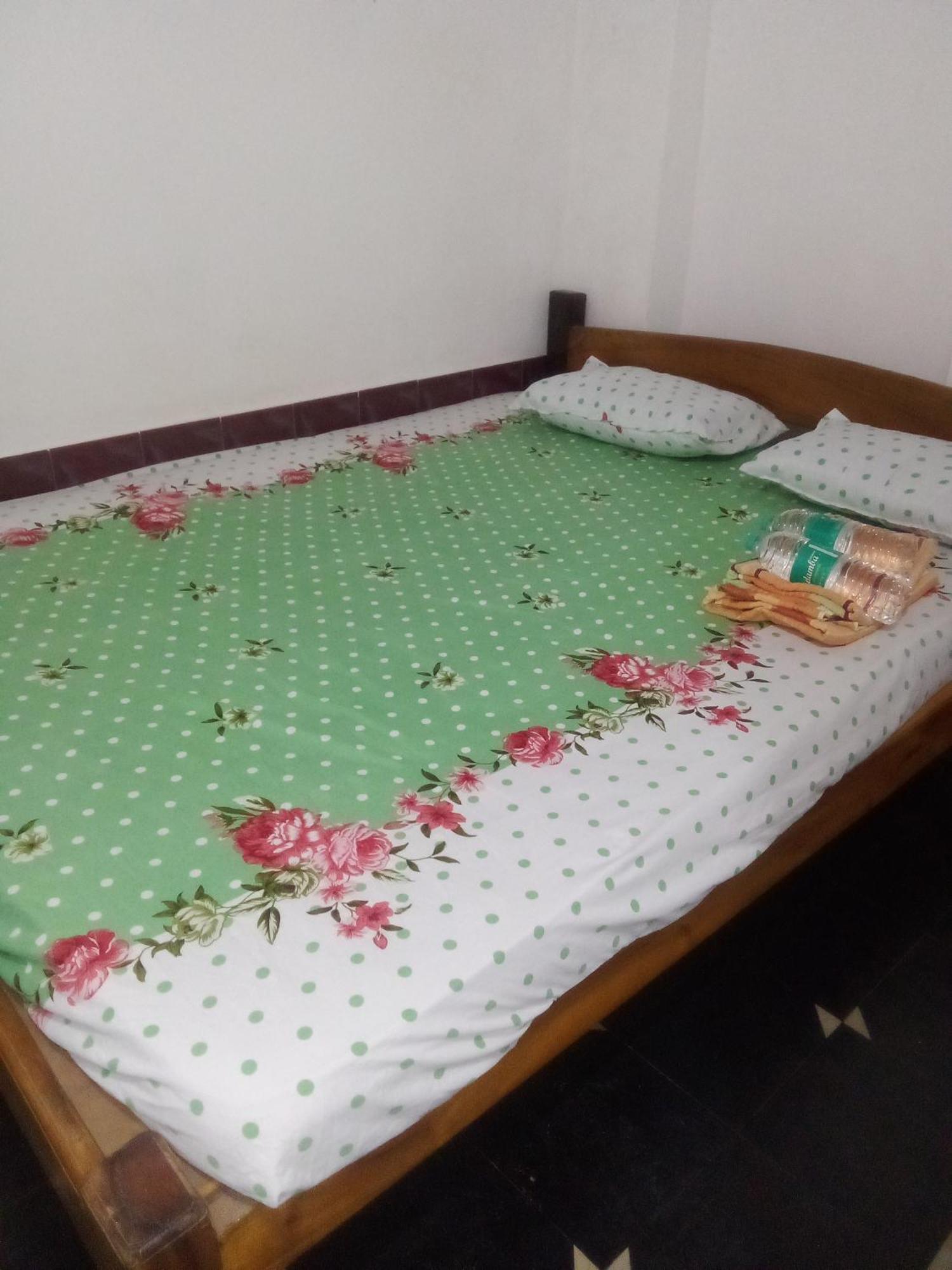 Gajananstay Beach Facing Rooms Gokarna Gokarna  Bilik gambar